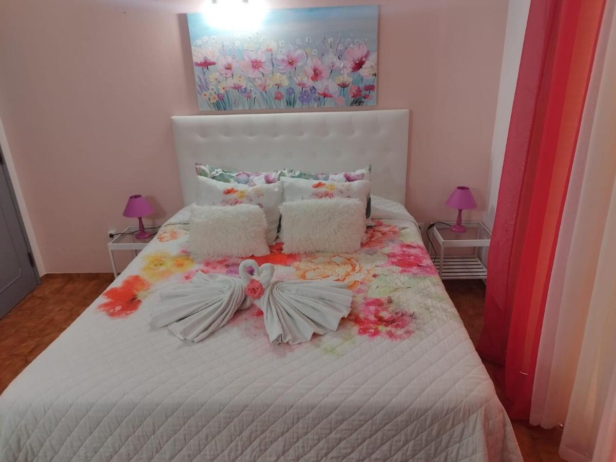 Nature Guesthouse Лагос Стая снимка